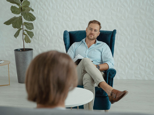 θεραπευτής μαθαίνει από τον θεραπευόμενό του